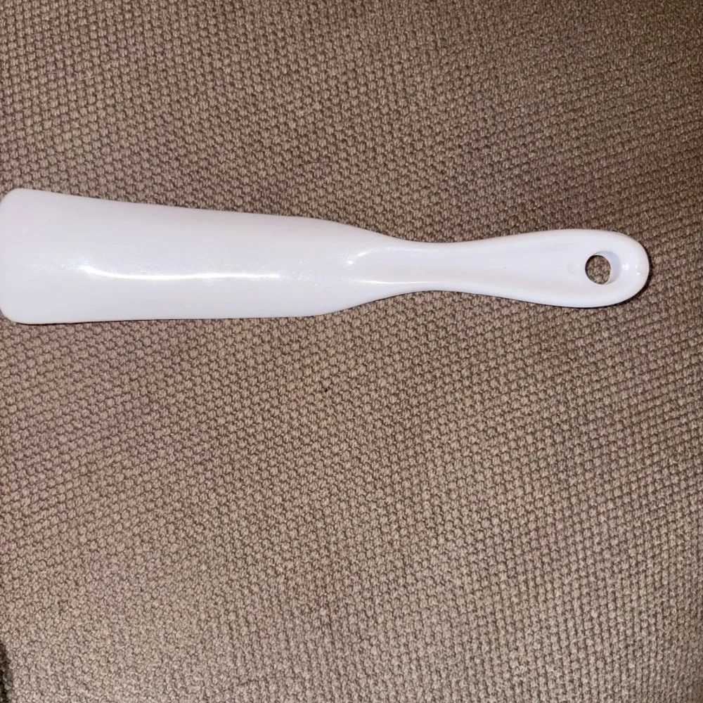 The Hershey Lodge Shoe Horn